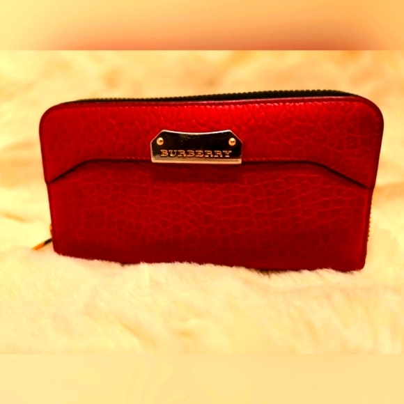 Burberry Red Textured Leather Wallet with Zip Closure - Picture 1 of 8